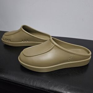 Sale: Rubber Slip On Mules - Size (US 7.5-8.5)